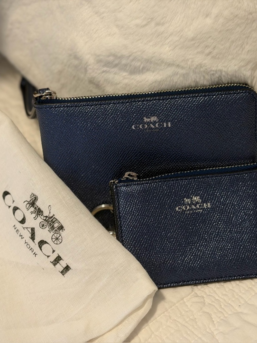 Coach NWT Navy Textured Corner Zip Leather Wristlet & Mini Skinny Card Case